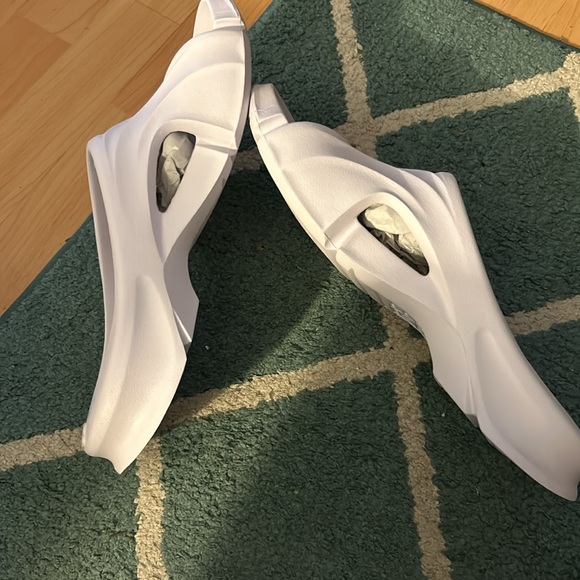 COPY - Balenciaga Track Slides Sandal White - Picture 4 of 6